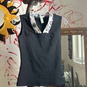 Black Tooth Tank Top with Floral Collar